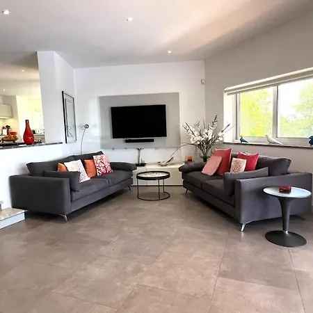 5br With Pool Villa